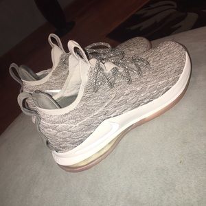 Lebron Nike Airmax 15